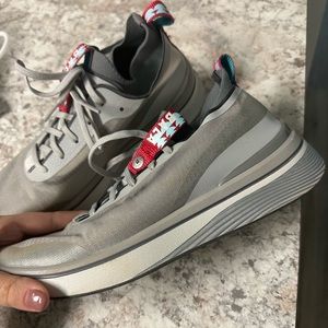 Used Bala 12s Nursing shoe size 10 Womens